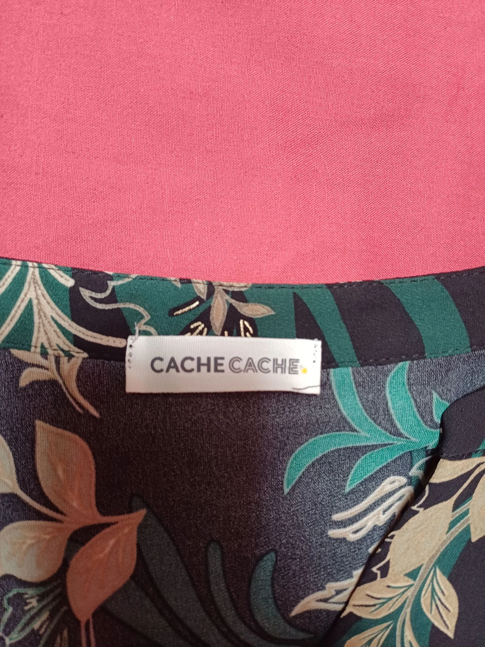 Vestido cache-cache fluido e confortável tamanho 38/40 cor preto com estampa – photo 7